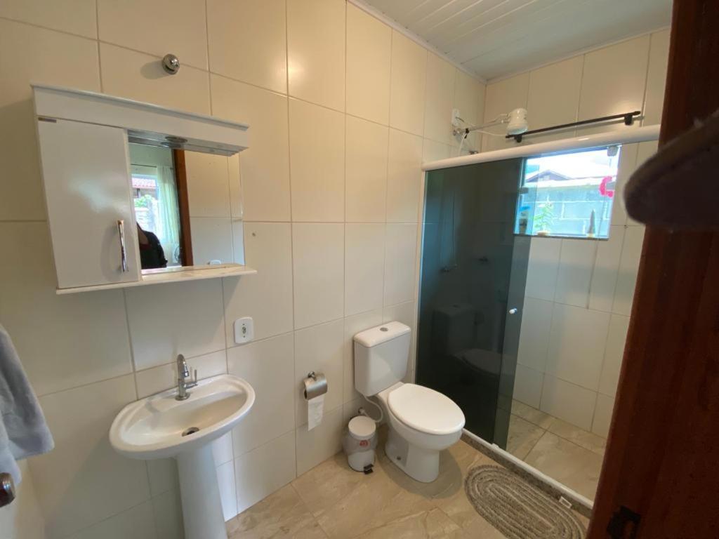 Lumiar Casa Solar Churrasqueira Com 3 Quartos Sendo Um Suite Arejada, Jardim A 700M Do Centro Ngoại thất bức ảnh