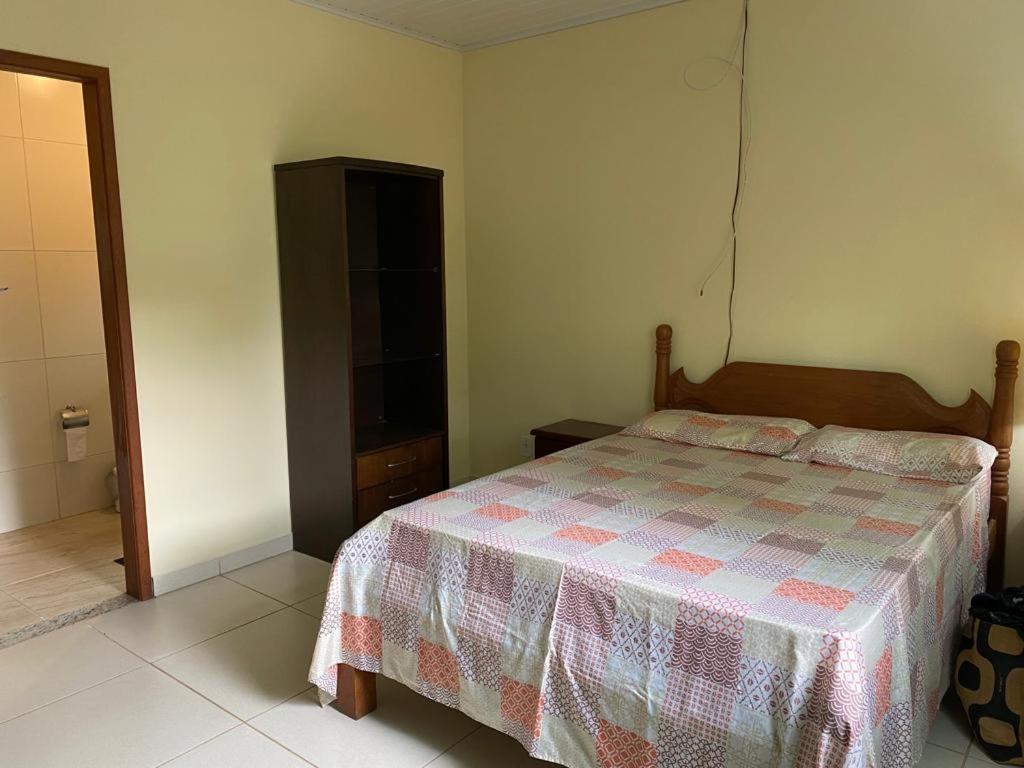 Lumiar Casa Solar Churrasqueira Com 3 Quartos Sendo Um Suite Arejada, Jardim A 700M Do Centro Ngoại thất bức ảnh
