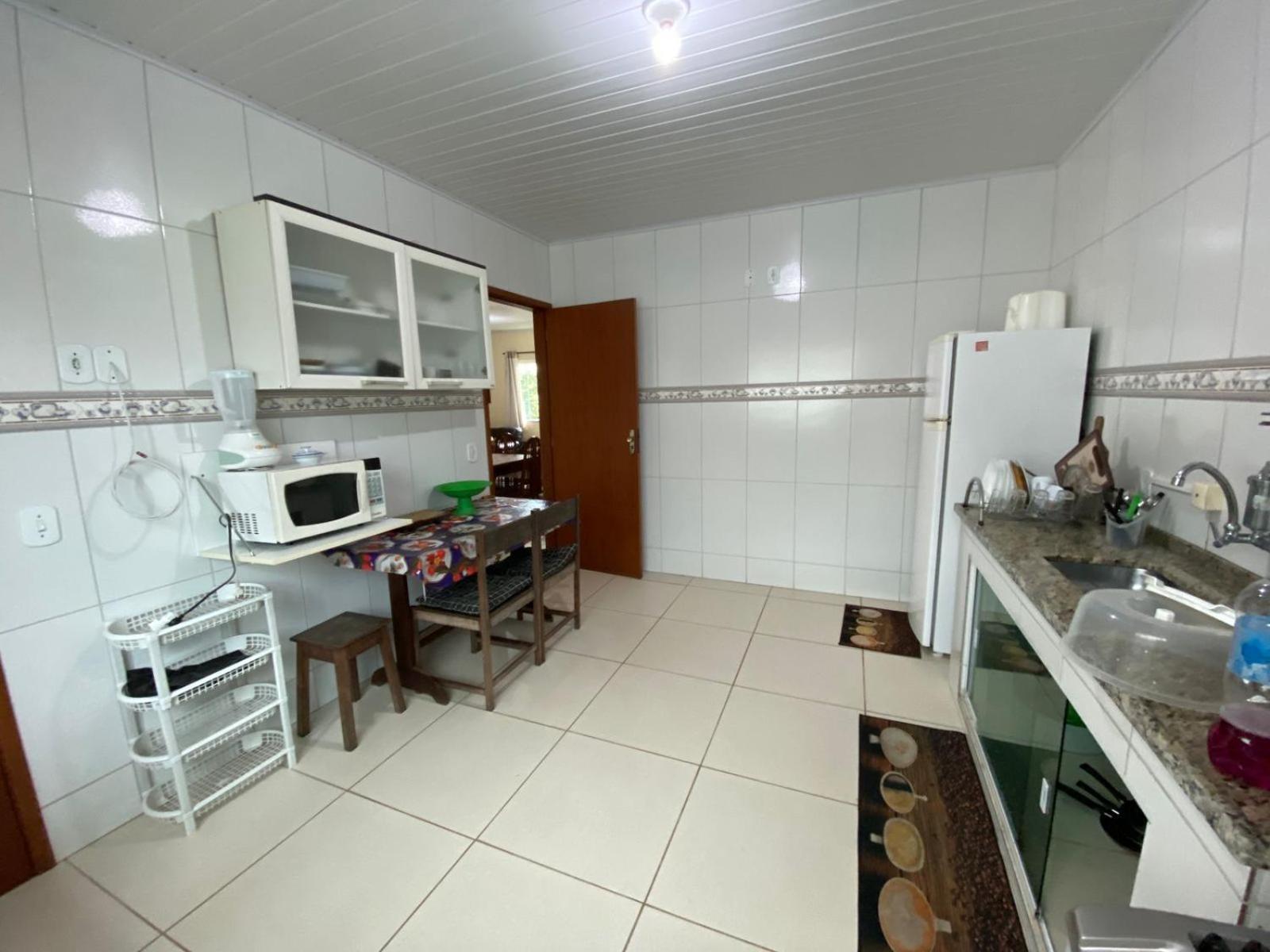 Lumiar Casa Solar Churrasqueira Com 3 Quartos Sendo Um Suite Arejada, Jardim A 700M Do Centro Ngoại thất bức ảnh
